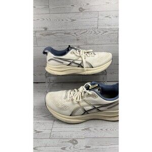 Asics Gel Kayano 32 Mens Sz 11 White Running Shoes MUSTY SMELL READ! #496